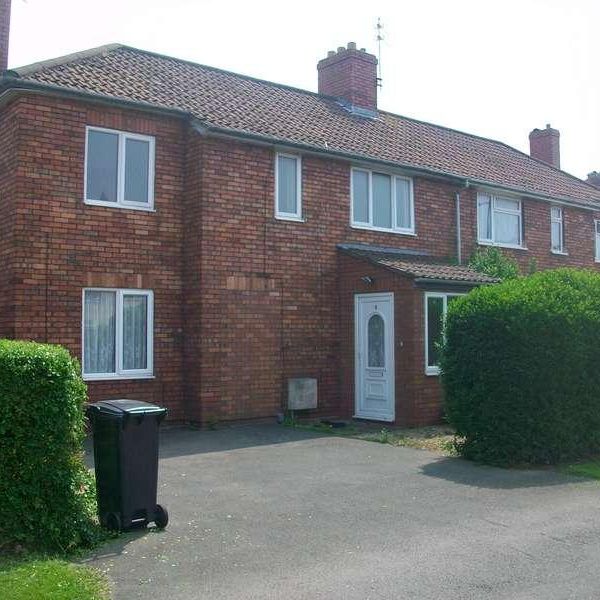 Beechen Drive, BS16 - Photo 1