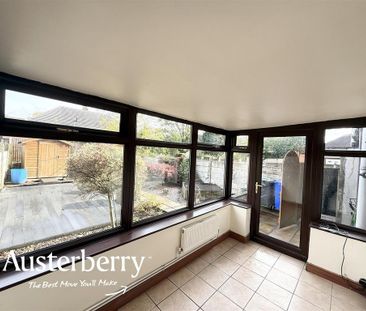 3 bedroom townhouse to rent - Photo 2