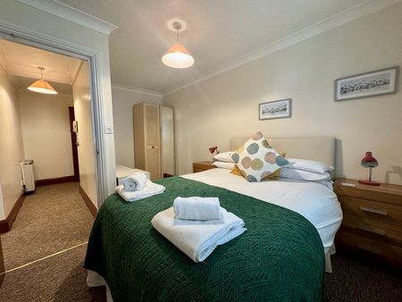 2 bedroom apartment to rent Daniel Gardens, 5 Skinner Street, Poole, BH15 - Photo 3