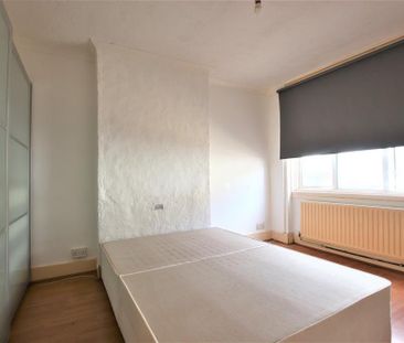 2 bedroom maisonette to rent - Photo 5