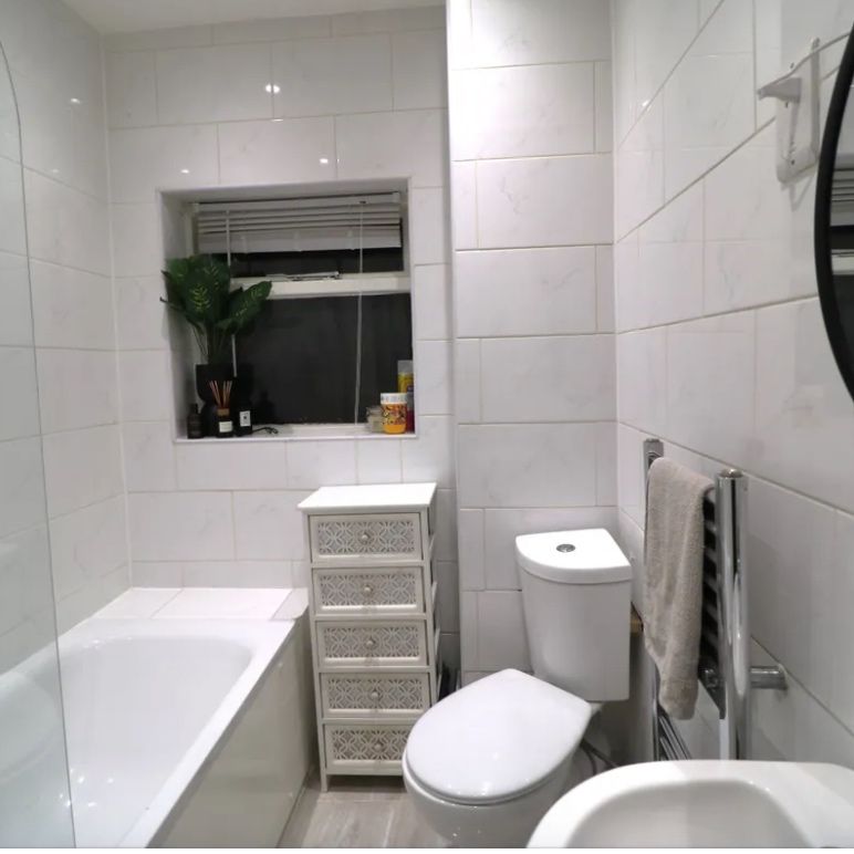 1 Bed Flat, Hayter Road, SW2 - Photo 1