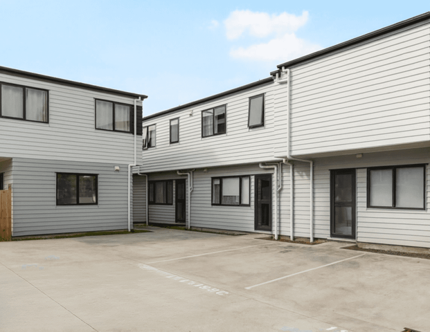 Otara living! - Photo 1