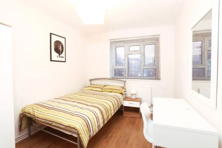 Limscott House – Room 2 - Photo 2
