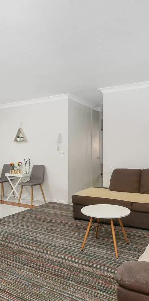 MGM MARTIN - THREE BEDROOM APARTMENT - Photo 1