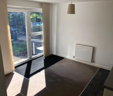 18, Merlin Way - Photo 1