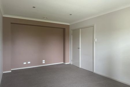 Large Living in the Alamanda School Zone - Photo 2