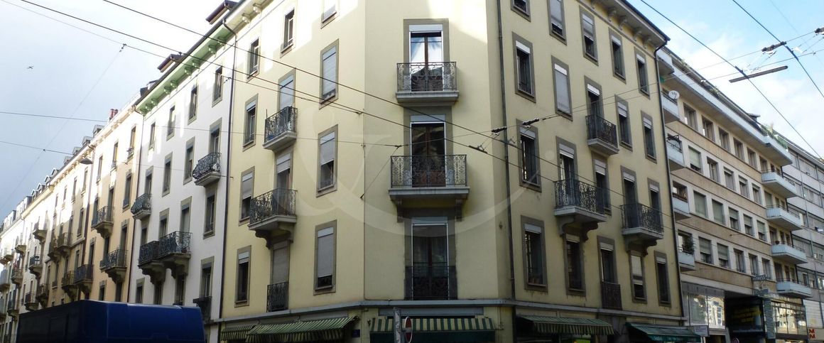 9 Rue des Eaux-Vives, bel appartement de 5 pièces - Foto 1