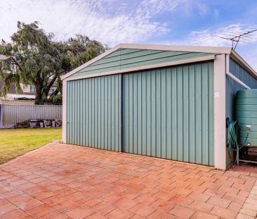 Beautifully maintained 3 bedroom property !!! - Photo 2