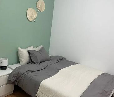 Carrer dAlcanyís, Valencia, Valencian Community 46019 - Photo 2