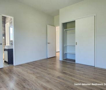 Multi-generational Executive Living - Photo 1