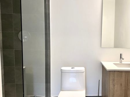 For Lease - 495 Logan Avenue Unit# 308, Toronto, Ontario - Photo 4