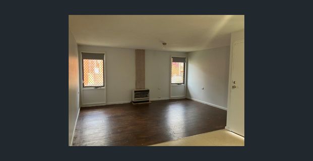 Budget Family Home - Photo 1