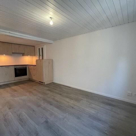 Appartement rénové de 3 pièces au 5ème étage - Photo 1