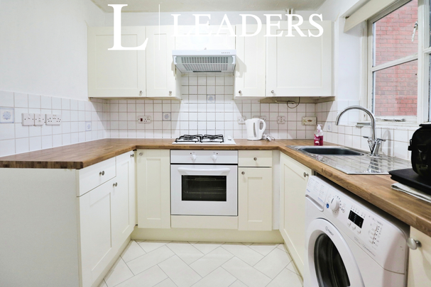 2 bedroom house to rent Challinor, Harlow, CM17 - Photo 1