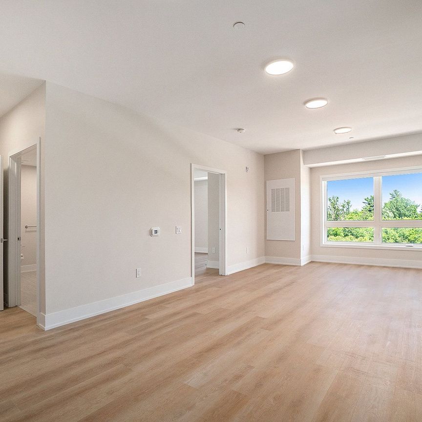 For Lease - 12 Thomas Street Unit# 403, Arnprior, Ontario - Photo 1