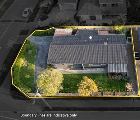 Four Bedroom Home - Photo 3