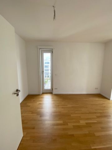 Neuwertig I Wunderschöne, helle 3-Zimmer Erdgeschosswohnung mit großzügiger Terrasse - Foto 3