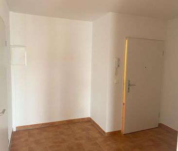 Schöne helle Wohnung mit 1-Zimmer und EBK in Braunschweig - Seniore... - Foto 4