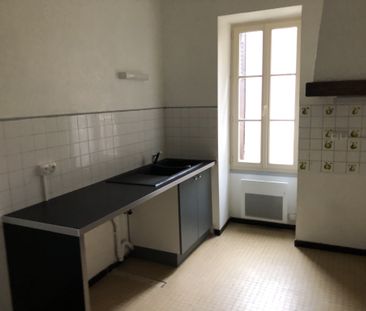 Location Appartement 3 pièces 74m² LA CHARITE SUR LOIRE 58400 - Photo 5