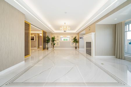 Exceptionally renovated semi-detached family home in Kensington - Photo 5