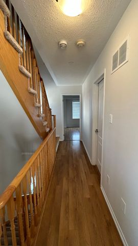 For Lease - 2552 Bromus Path, Oshawa, Ontario - Photo 4