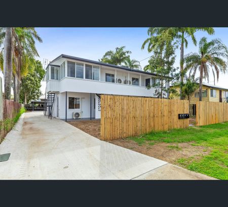 1/67 Edington Street, Berserker, Qld 4701 - Photo 3