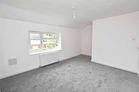 55, Broadgate Crescent, Horsforth, Leeds, West Yorkshire, LS18 4HA - Photo 4