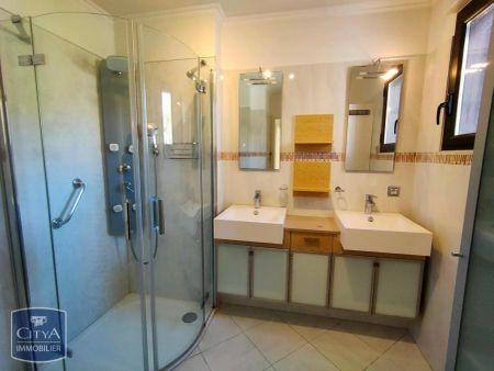 Appartement à louer 3 pièces 105.59m² - Photo 4