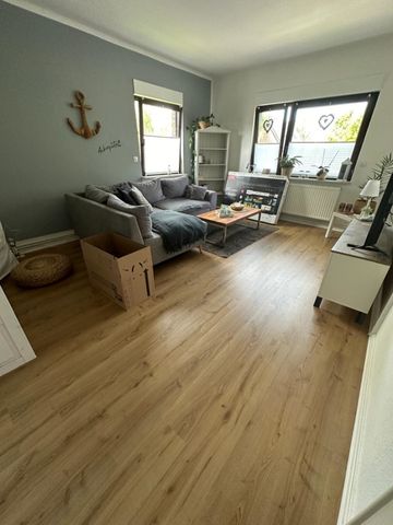 Geräumige 4-Zimmer-Wohnung mit Terrasse, Gartenhütte, Einbauküche und begehbarem Kleiderschrank im Hansaviertel! - Foto 5