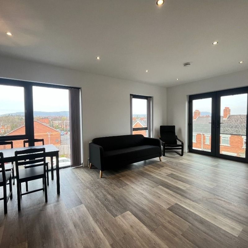 Apt 3, 94 Sunnyside Street, Belfast BT7 3EG - Photo 1