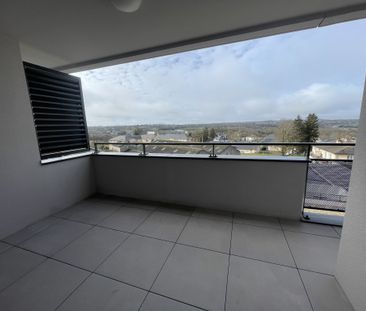 Location Appartement 2 pièces 45m² LUC LA PRIMAUBE 12450 - Photo 5