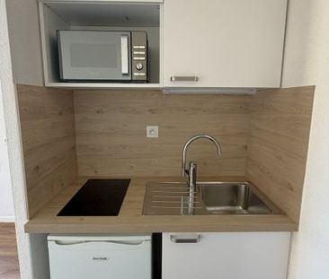 APPARTEMENT T1 A LOUER - LYON 8EME ARRONDISSEMENT - 25.37 m2 - 595 ... - Photo 2
