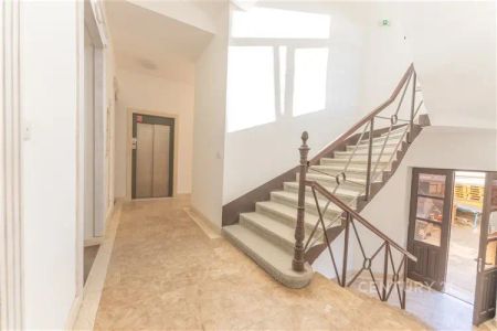 Luxusní garsonka na Vihohradech k okamžitému nastěhování - Photo 5