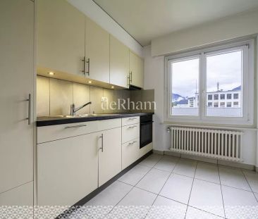 Bel appartement rénové à proximité de toutes les commodités - Foto 3