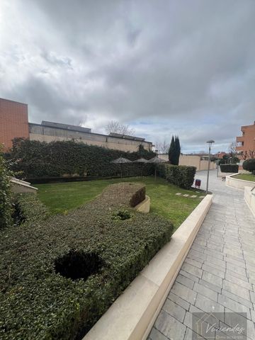 Piso de alquiler en Nuevo Mundo , 14, Sector B - Photo 2