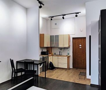 Kawalerka w Rynku z widokiem na ul. Więzienną!!! - Zdjęcie 4