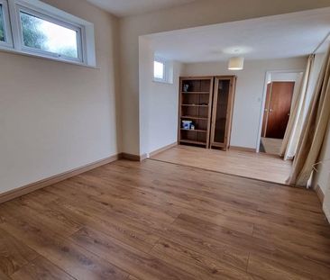 Parkview Road, Berkeley - Photo 1