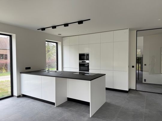 Huis te huur in Afsnee - Photo 1