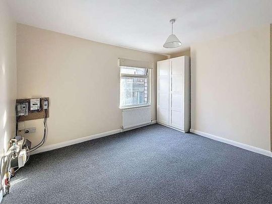 Liverpool Road, Stoke-on-trent, ST4 - Photo 1