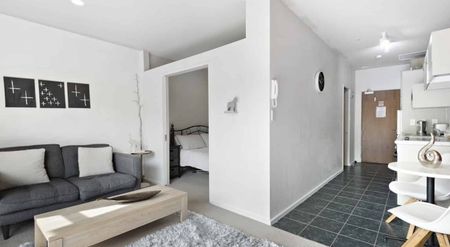 Fantastic 1 bedroom apartment in The Atrium complex - Photo 5