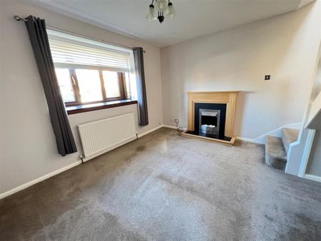 2 bedroom semi-detached house to rent - Photo 5