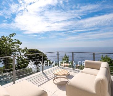 À seulement quelques pas de la plage, cette magnifique Villa b - Photo 5