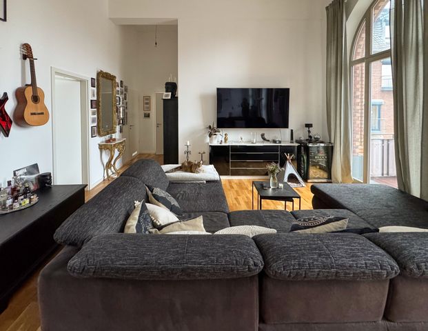 Elegantes Wohnen im Kloster – Gehobene 3 Zimmerwohnung mit zwei Balkonen und Blick in die Ferne! - Foto 1