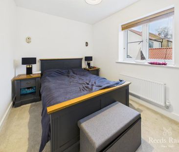 2 bedroom semi-detached house to rent - Photo 2