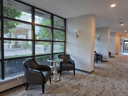For Lease - 1 Aberfoyle Crescent Unit# 2011, Toronto, Ontario - Photo 4