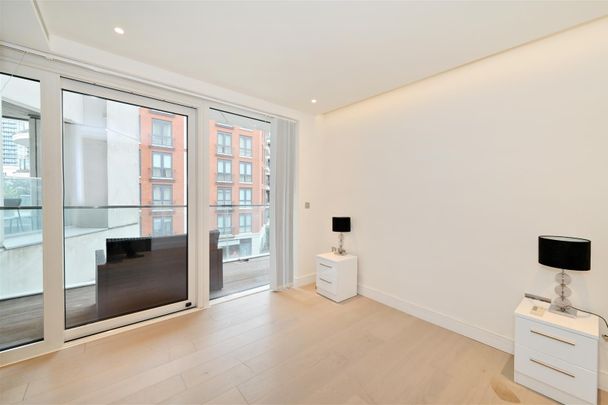 2 bed flat to rent in Chelsea Creek, London, SW6 - Photo 1