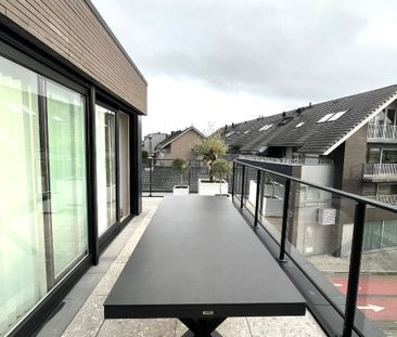Prachtige penthouse in centrum Zwevezele met 2 slaapkamers! - Foto 4