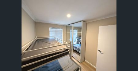 Fully Furnished 2 Bedroom Apartment in a Quiet, Convenient Location - Photo 5