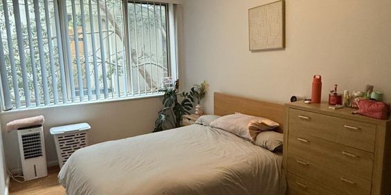 South Yarra - Photo 3