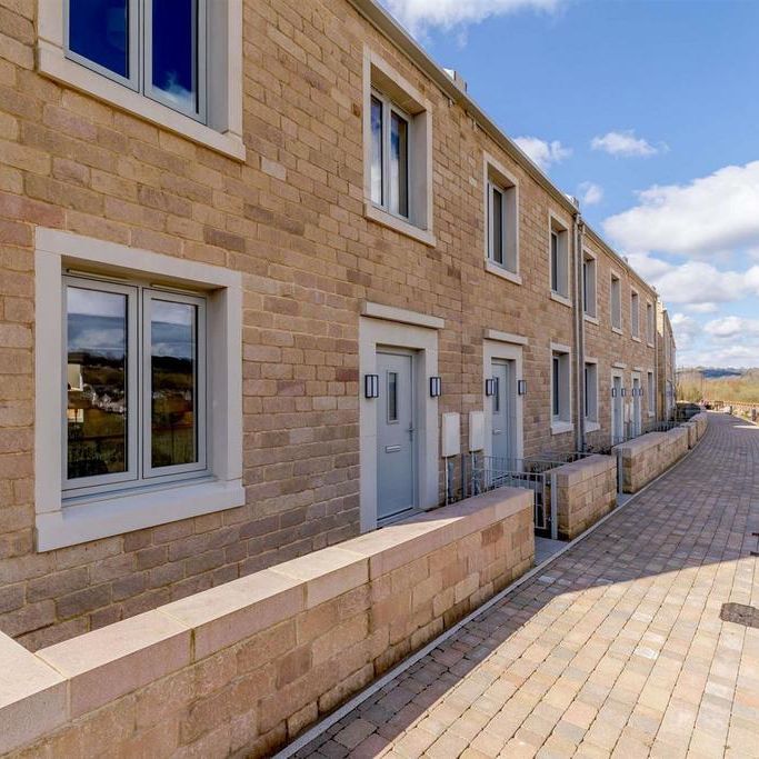 3 bedroom terraced house to rent - Photo 1